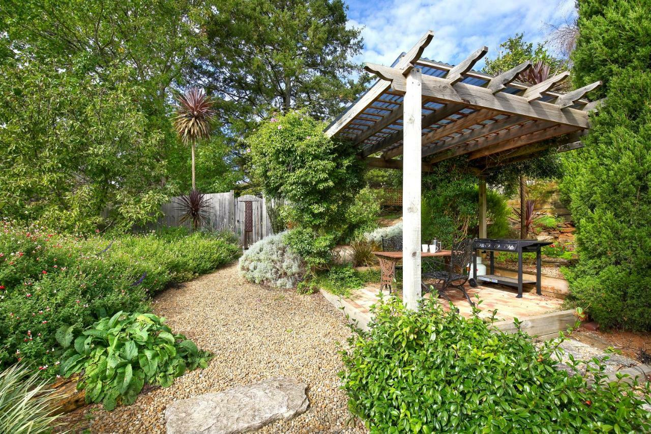 Hills Havens Cottages Leura Exterior photo